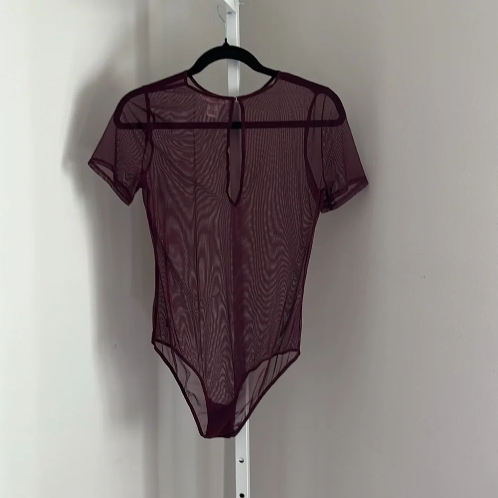 Victoria's Secret Mesh Sheer Plum Short Sleeve Bodysuit Size Medium - Picture 5 of 8